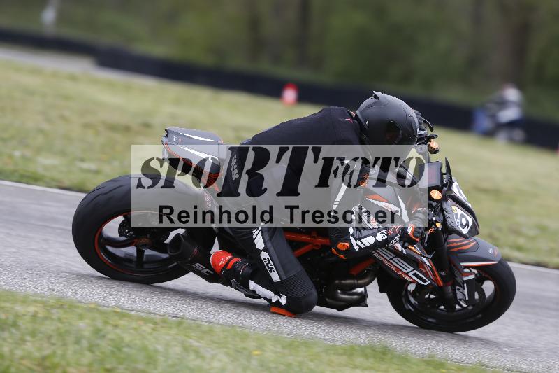 Archiv-2025/06 18.04.2025 Speer Racing ADR/Gruppe gelb/90